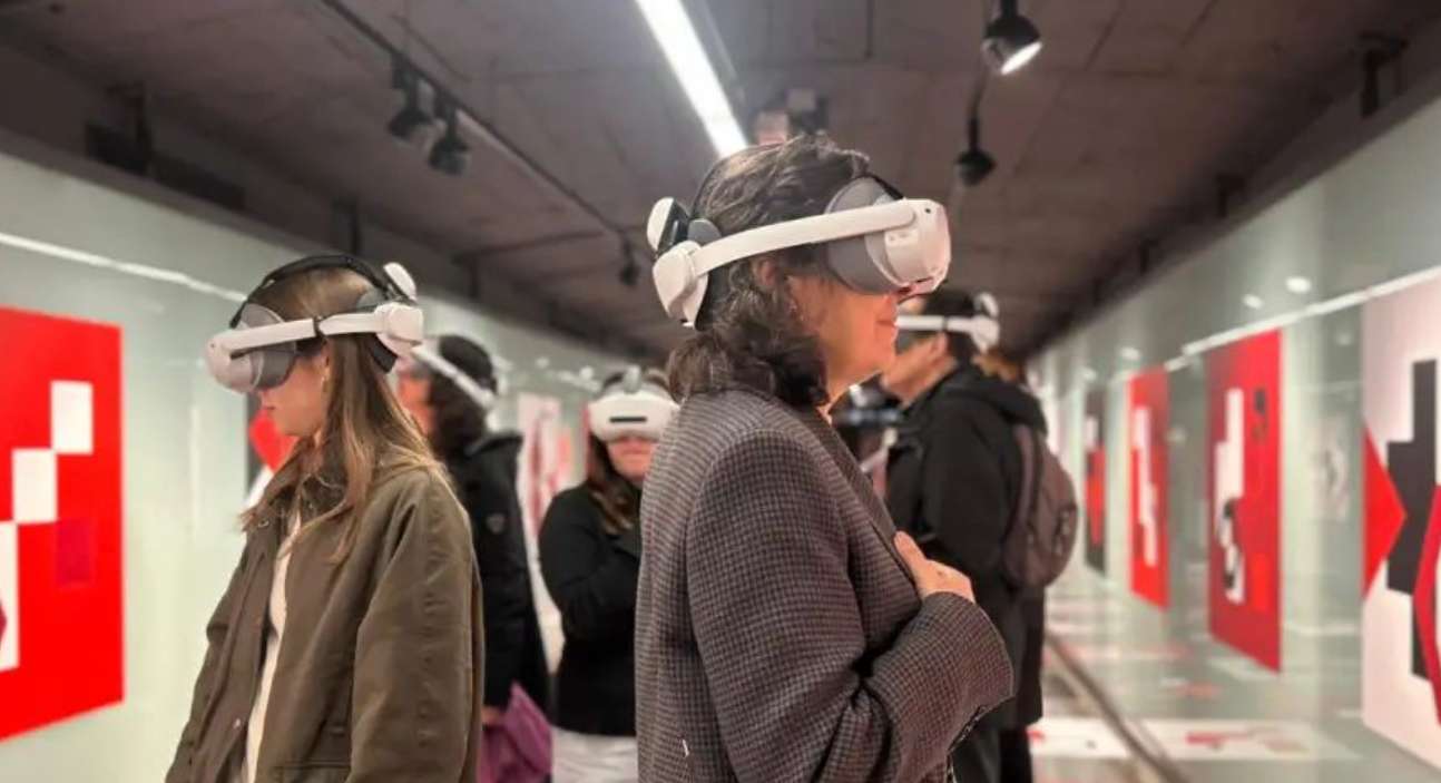 穿越百年时空,巴塞罗那地铁推出PICO VR沉浸之旅